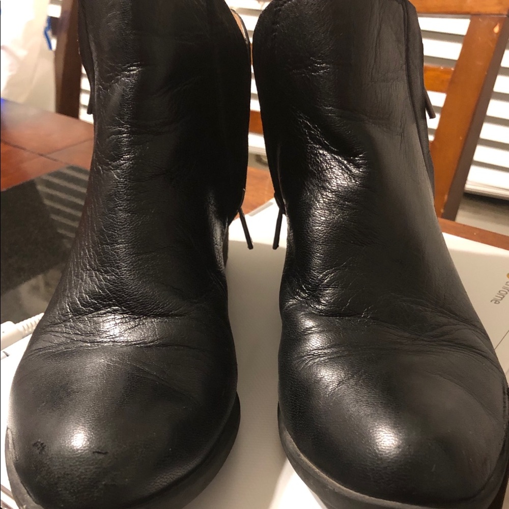 Lucky Brand Brenon black leather booties